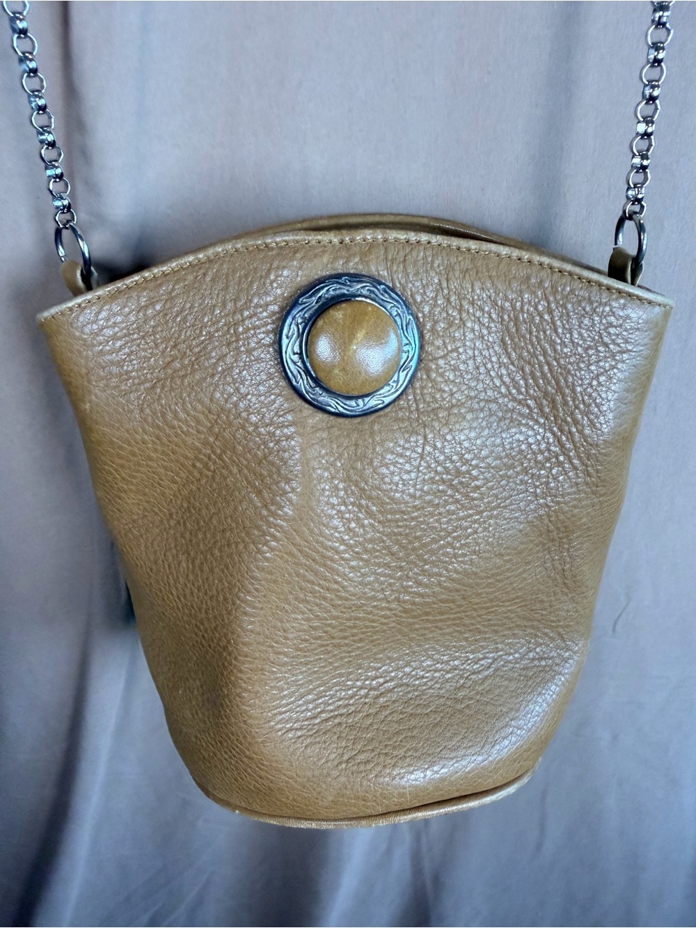 Vintage Jennifer Graham Leather Bucket Bag Tan Chain Crossbody Concho 90s